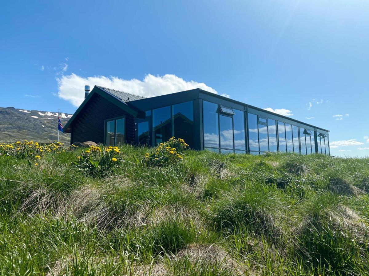 Hofsstadir - Country Hotel Hofstaðir Esterno foto